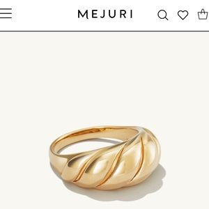 Mejuri Croissant Dôme Ring